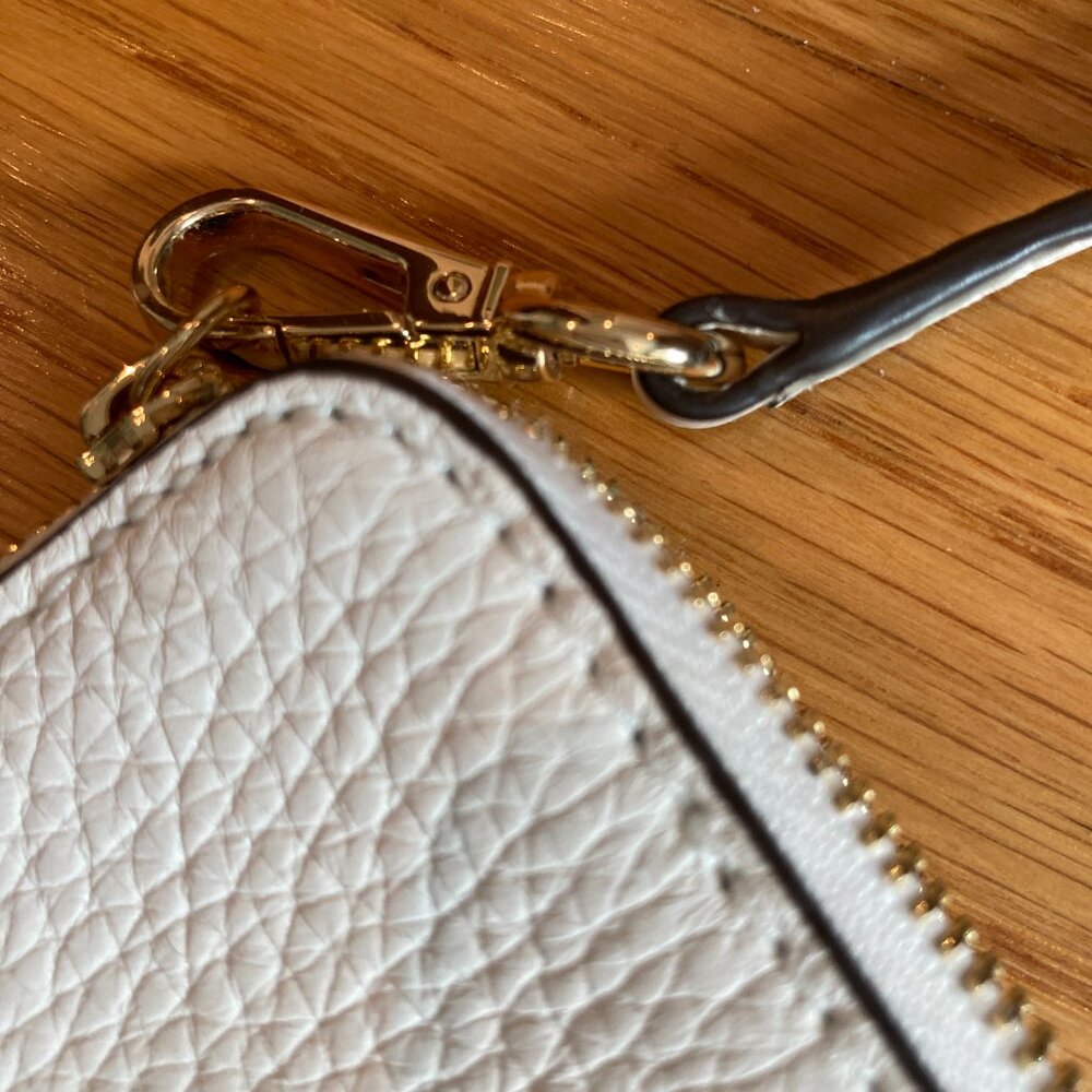 Michael Kors - Jet Set Travel Wristlet - NEW - Picture 5 of 7